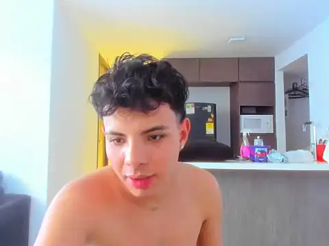 Snapshot of Alessandro_1610 chatting on September 10, 2025, 9:14 pm Alessandro 1610 online show from September 10, 2025, 9:14 pm