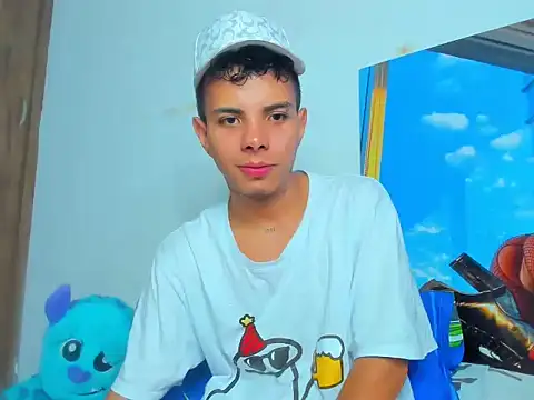 Snapshot of Alessandro_1610 chatting on March 23, 2025, 3:32 am Alessandro 1610 online show from March 23, 2025, 3:32 am