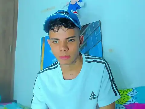 Snapshot of Alessandro_1610 chatting on March 12, 2025, 7:57 am Alessandro 1610 online show from March 12, 2025, 7:57 am