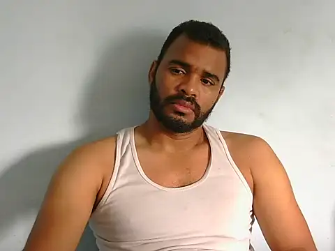 Snapshot of YOX22 chatting on October 1, 2025, 1:37 pm YOX22 online show from October 1, 2025, 1:37 pm