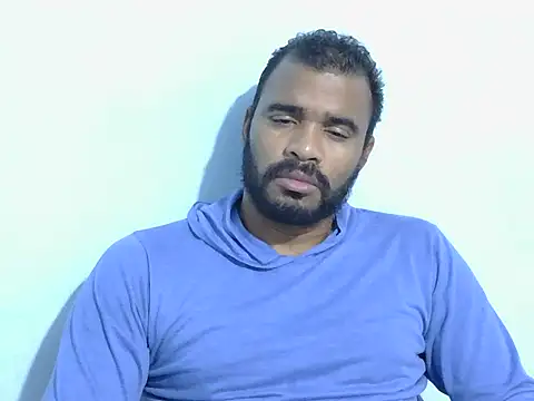 Snapshot of YOX22 chatting on October 12, 2025, 3:52 am YOX22 online show from October 12, 2025, 3:52 am