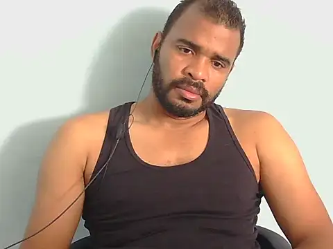 Snapshot of YOX22 chatting on October 2, 2025, 1:58 pm YOX22 online show from October 2, 2025, 1:58 pm