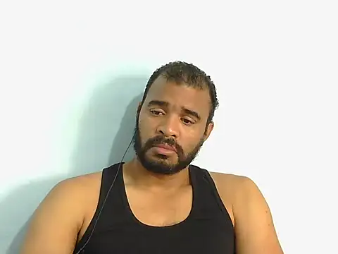 Snapshot of YOX22 chatting on October 13, 2025, 1:34 pm YOX22 online show from October 13, 2025, 1:34 pm