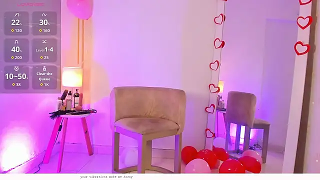 Snapshot of Emylyjonhs chatting on February 20, 2026, 12:07 am Emylyjonhs online show from February 20, 2026, 12:07 am