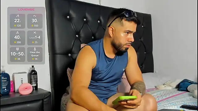 mikeblaree online show from December 16, 2025, 2:49 am