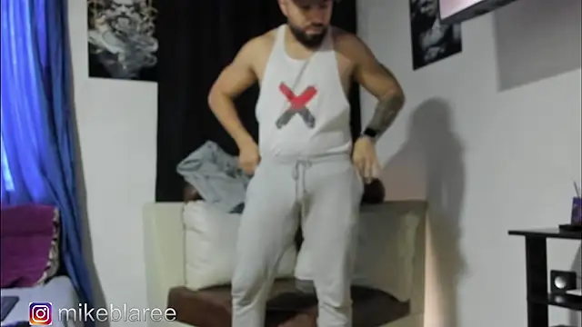 mikeblaree online show from November 8, 2025, 4:54 pm