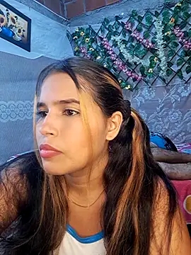 leandro49112 online show from May 11, 2026, 3:19 am