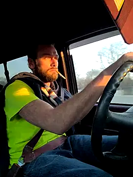 gronammo85 online show from March 3, 2025, 11:14 pm