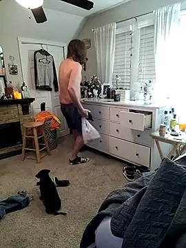 gronammo85 online show from February 13, 2025, 5:58 am