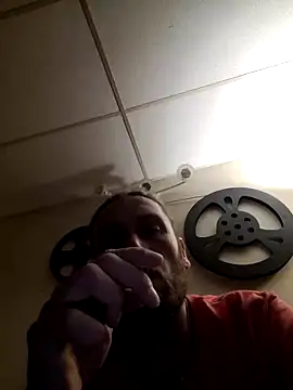 gronammo85 online show from February 12, 2025, 3:18 am