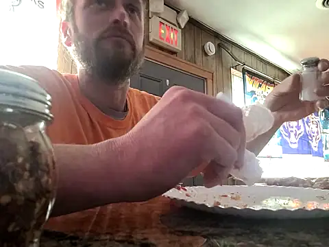 gronammo85 online show from March 8, 2025, 10:56 pm