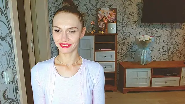 Lady Sunshine  online show from October 9, 2025, 8:48 am