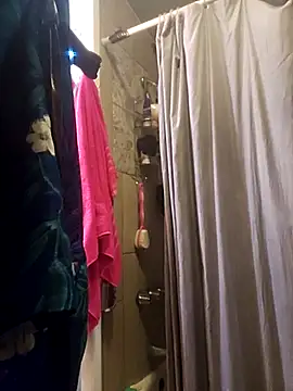 Snapshot of ShysluutGia chatting on September 23, 2025, 9:49 am ShysluutGia online show from September 23, 2025, 9:49 am