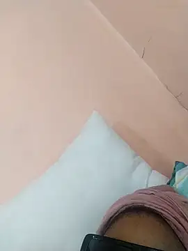 Snapshot of prettiechanti chatting on October 31, 2025, 7:27 am prettiechanti online show from October 31, 2025, 7:27 am