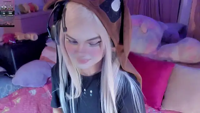 Angelica Reborn online show from October 24, 2025, 3:38 am