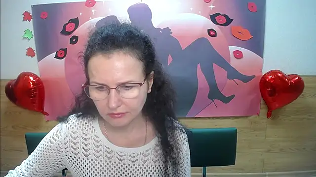 Snapshot of Miroslava_Happi chatting on October 3, 2025, 5:53 am Miroslava Happi online show from October 3, 2025, 5:53 am