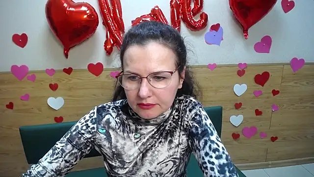 Snapshot of Miroslava_Happi chatting on March 8, 2025, 9:17 am Miroslava Happi online show from March 8, 2025, 9:17 am