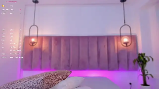 emmiily z online show from April 8, 2026, 8:10 pm