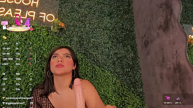 emmiily z online show from March 9, 2025, 7:12 am