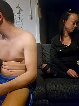 arnaudelsa online show from November 15, 2025, 8:35 pm