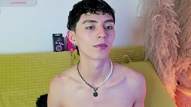 MaikyCooper online show from October 2, 2025, 8:56 pm