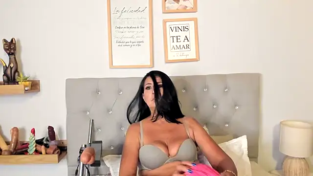 Snapshot of Jackiehmilf52 chatting on March 17, 2025, 1:35 am Jackiehmilf52 online show from March 17, 2025, 1:35 am