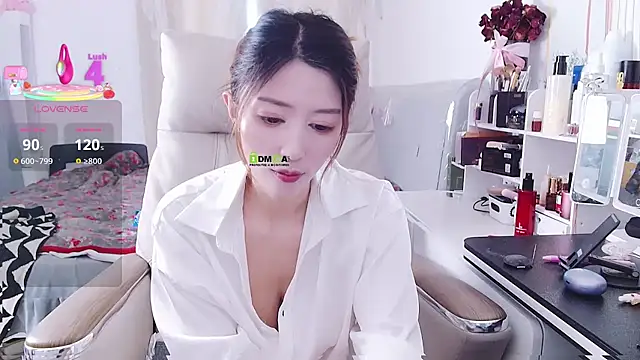 Tangtang-baby online show from April 7, 2026, 3:08 am