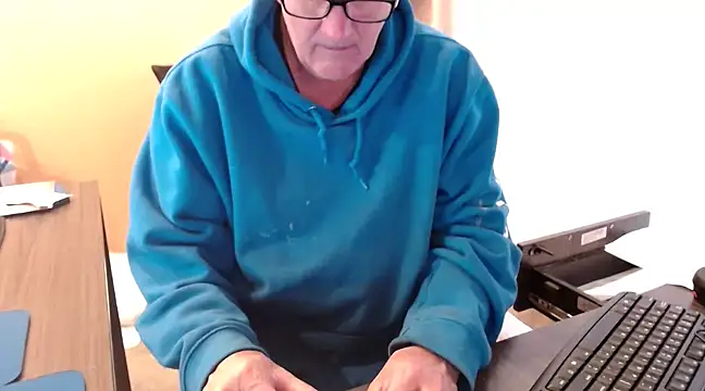 olderandwiser2 online show from February 20, 2025, 9:53 pm