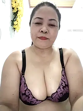 Baby-bigtits2024 online show from December 18, 2025, 10:30 am