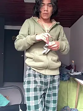 shadowsofgarden online show from February 21, 2025, 12:49 pm