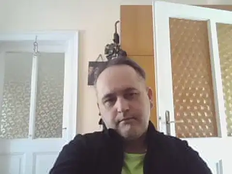 Szolga10 online show from March 7, 2025, 11:51 am