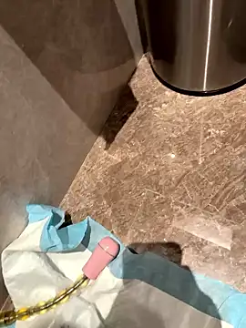 Mia-77 online show from January 9, 2026, 9:16 am