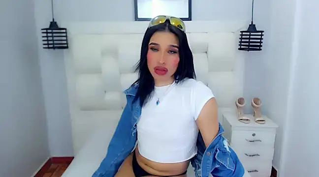 BelovedChain01 online show from March 18, 2025, 3:02 am