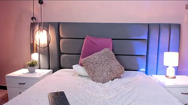 MiaHertz online show from January 10, 2026, 2:01 pm