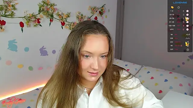 EmilyxxGraces online show from April 1, 2026, 10:50 pm