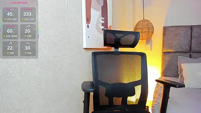 elizabeth 20 online show from October 9, 2025, 7:14 pm