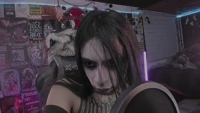 Snapshot of rotten_dreams chatting on April 14, 2026, 11:21 pm rotten dreams online show from April 14, 2026, 11:21 pm