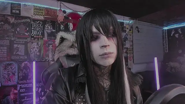 Snapshot of rotten_dreams chatting on May 21, 2026, 12:19 am rotten dreams online show from May 21, 2026, 12:19 am