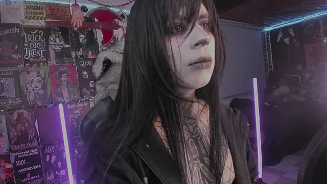 Snapshot of rotten_dreams chatting on May 11, 2026, 10:51 pm rotten dreams online show from May 11, 2026, 10:51 pm