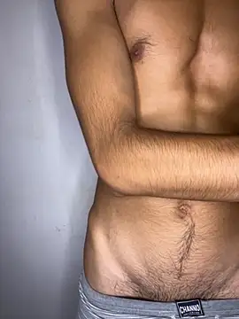 Hamza-Maroki online show from October 3, 2025, 8:32 pm