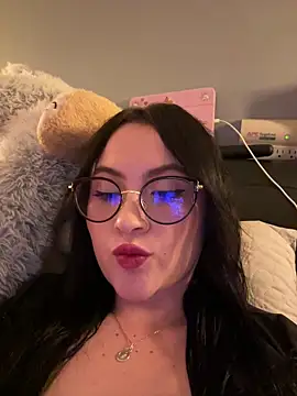 Snapshot of ValentinaOrtiz3 chatting on February 26, 2026, 10:43 pm ValentinaOrtiz3 online show from February 26, 2026, 10:43 pm