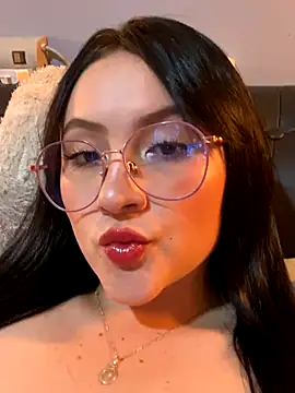 Snapshot of ValentinaOrtiz3 chatting on September 30, 2025, 1:11 am ValentinaOrtiz3 online show from September 30, 2025, 1:11 am