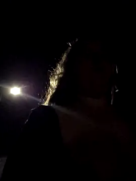 justtess online show from April 10, 2026, 9:33 pm