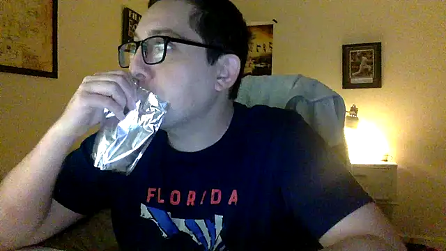 Milflover96 online show from March 21, 2025, 1:56 am