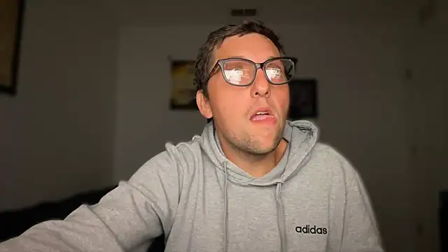 Milflover96 online show from November 2, 2025, 9:25 am