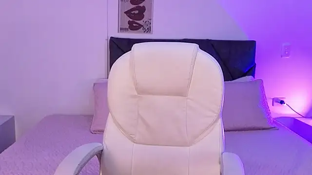 Snapshot of sara_sharma_ chatting on September 20, 2025, 12:32 pm sara sharma online show from September 20, 2025, 12:32 pm