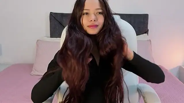 Snapshot of sara_sharma_ chatting on October 10, 2025, 4:57 am sara sharma online show from October 10, 2025, 4:57 am