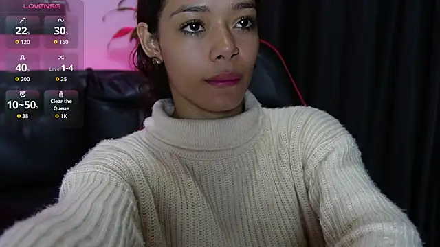 Snapshot of sara_sharma_ chatting on December 4, 2025, 2:05 pm sara sharma online show from December 4, 2025, 2:05 pm