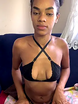 Snapshot of Mirellysbs1 chatting on September 21, 2025, 7:19 pm Mirellysbs1 online show from September 21, 2025, 7:19 pm