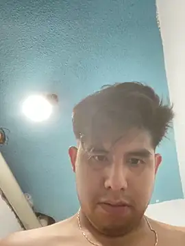 jonzzvergs online show from May 14, 2026, 4:53 am
